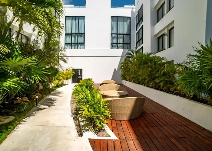 Luxury 1br With Rooftop Pool In Prime Playa Location Apartament Playa del Carmen
